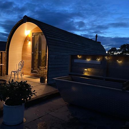 Abbey Farm Luxury Glamping Rhuddlan Exterior foto