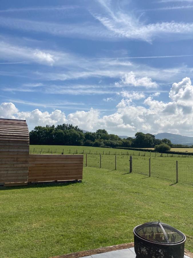 Abbey Farm Luxury Glamping Rhuddlan Exterior foto