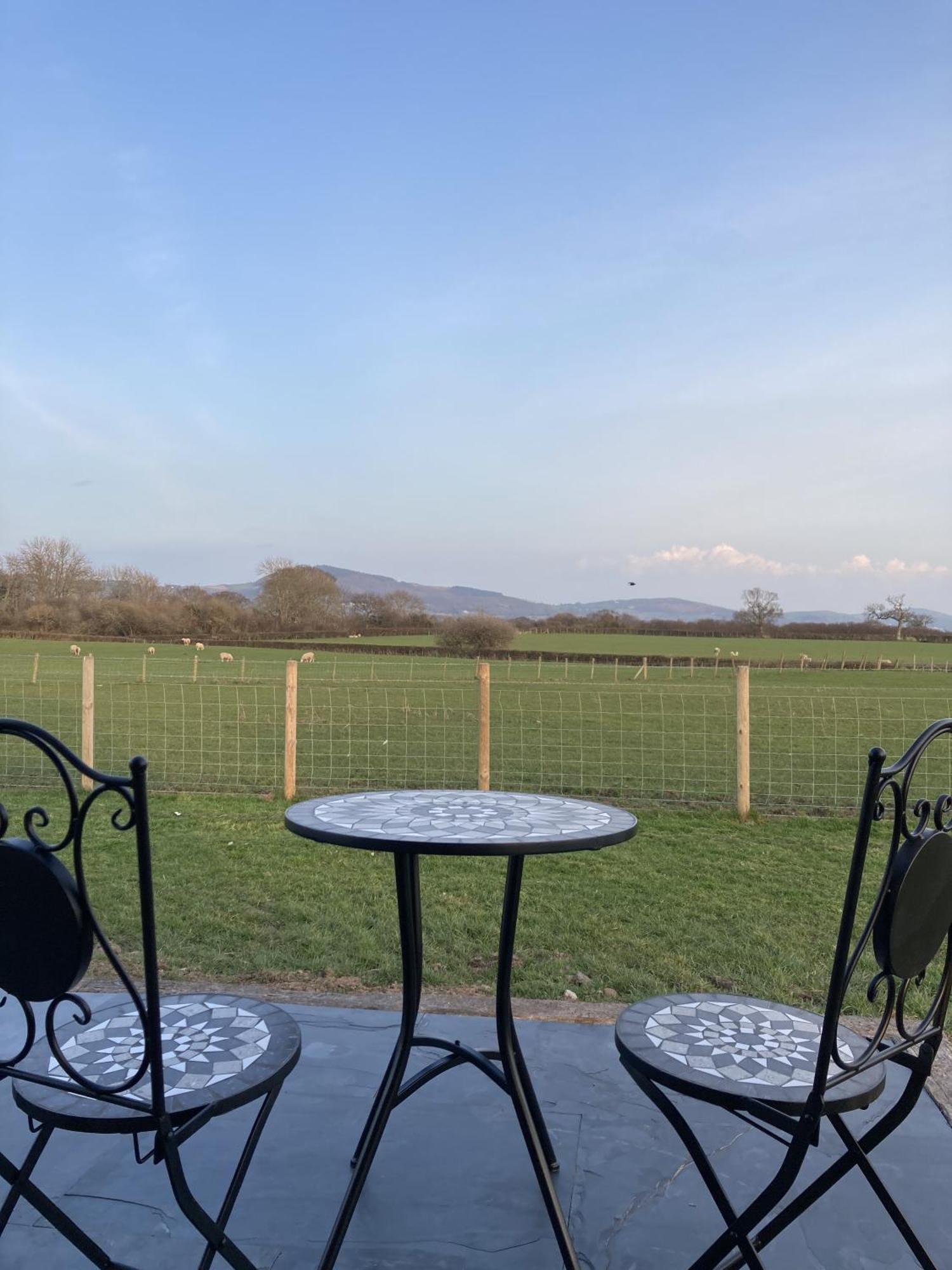 Abbey Farm Luxury Glamping Rhuddlan Exterior foto